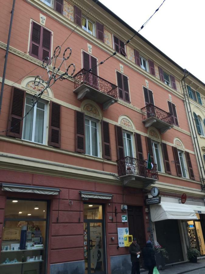 Residenza D'Aste Apartment Albenga Exterior foto